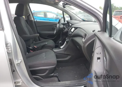 2019 Chevrolet Trax Ls z USA, uszkodzony, nr VIN 3GNCJKSB2KL184052